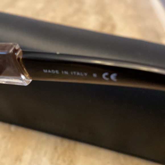 Chanel “Burgundy Red” Pearl Logo Sunglasses - Brand New - Picture 3 of 5